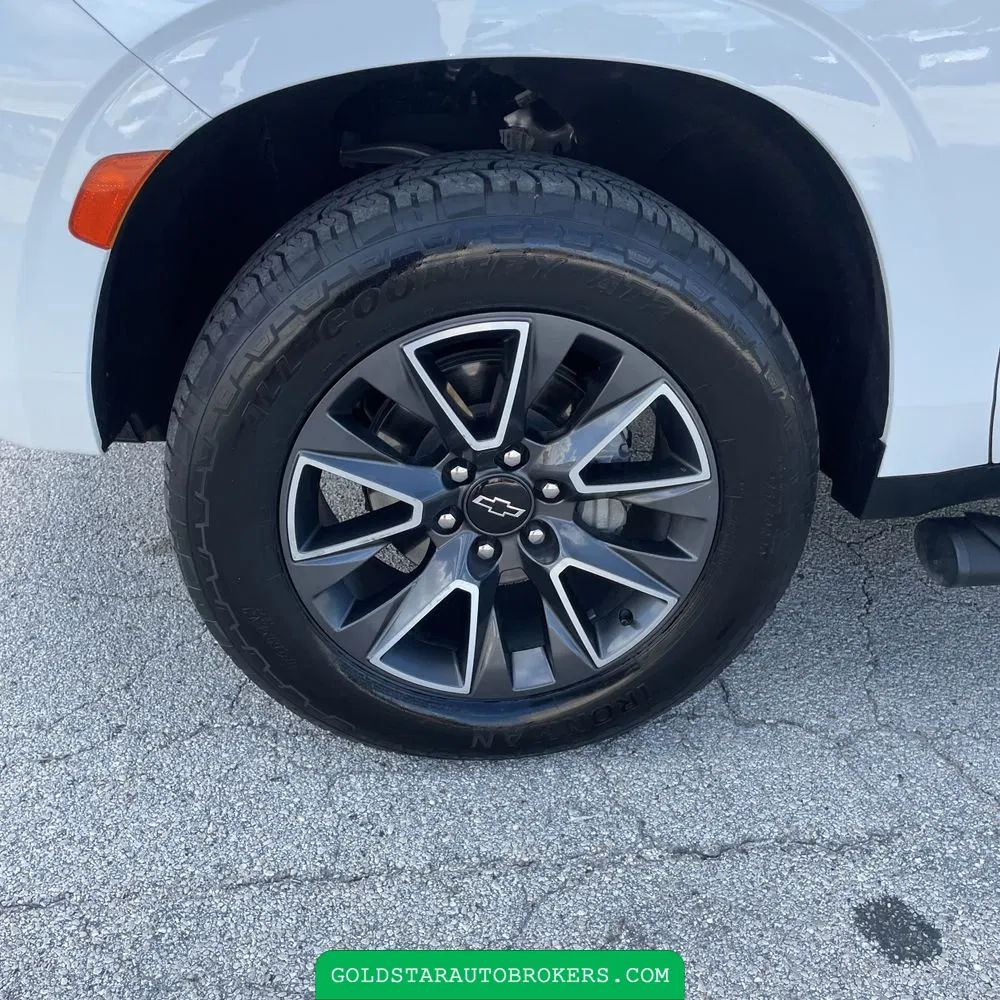 2023 Chevrolet Suburban Z71