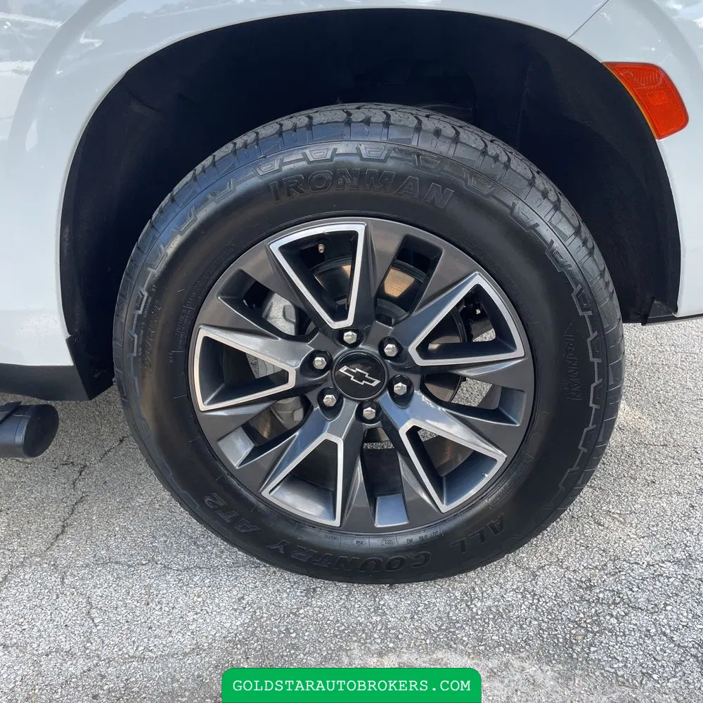2023 Chevrolet Suburban Z71
