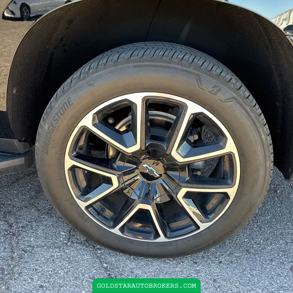 2024 Chevrolet Suburban RST