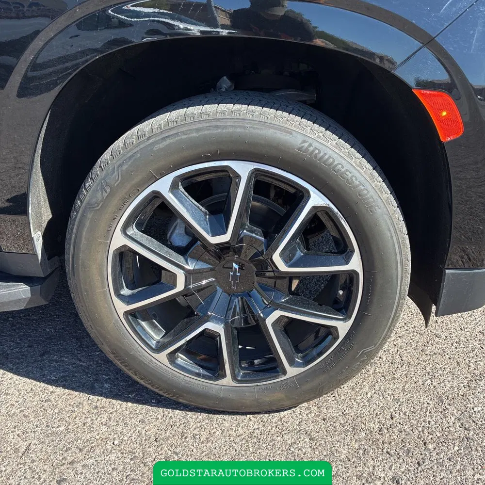 2024 Chevrolet Suburban RST