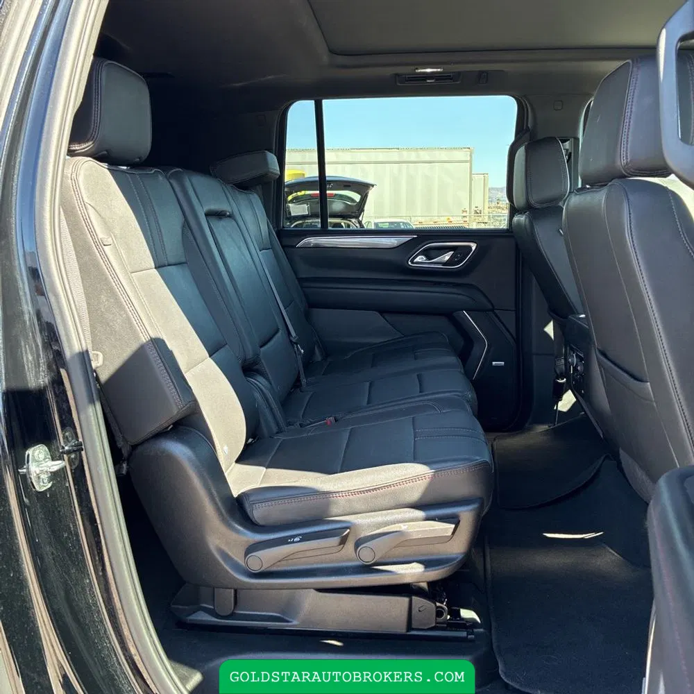 2024 Chevrolet Suburban RST