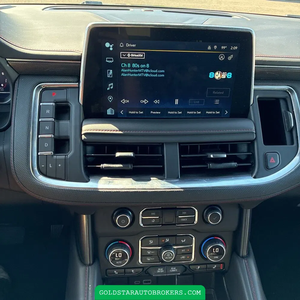 2024 Chevrolet Suburban RST