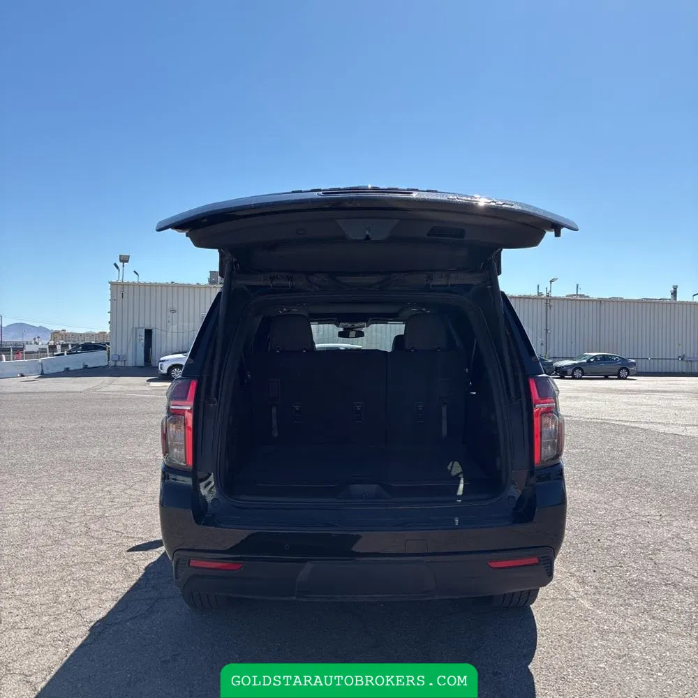 2024 Chevrolet Suburban RST