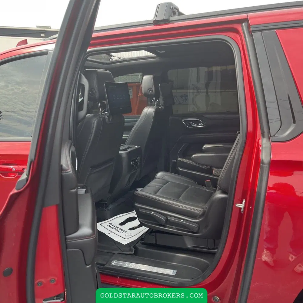 2021 Chevrolet Suburban RST
