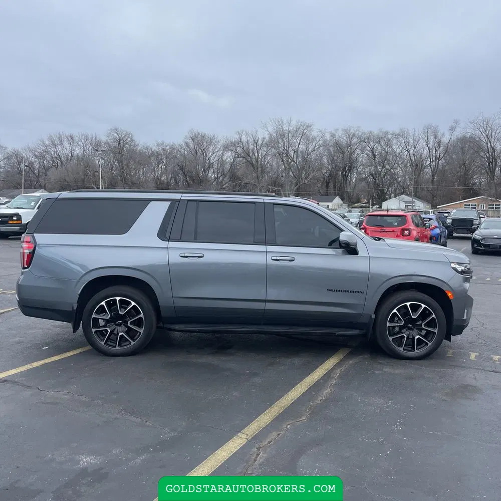 2021 Chevrolet Suburban RST