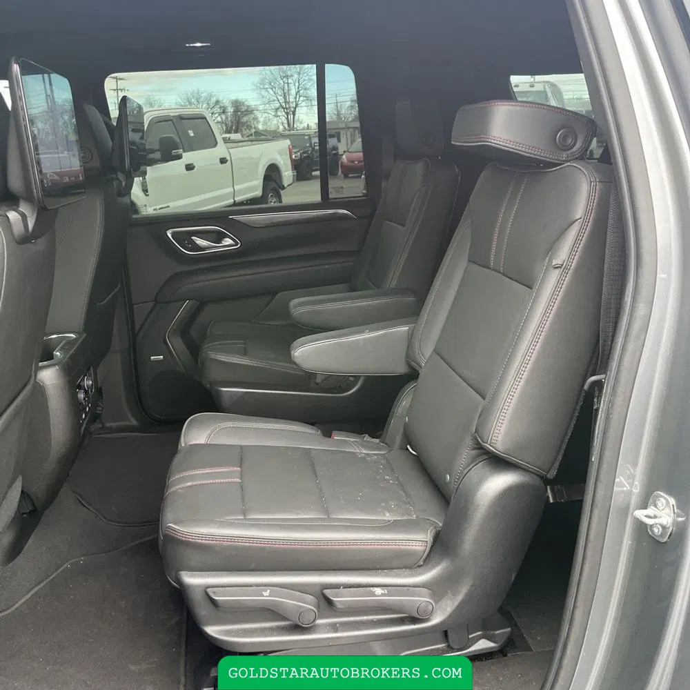 2021 Chevrolet Suburban RST