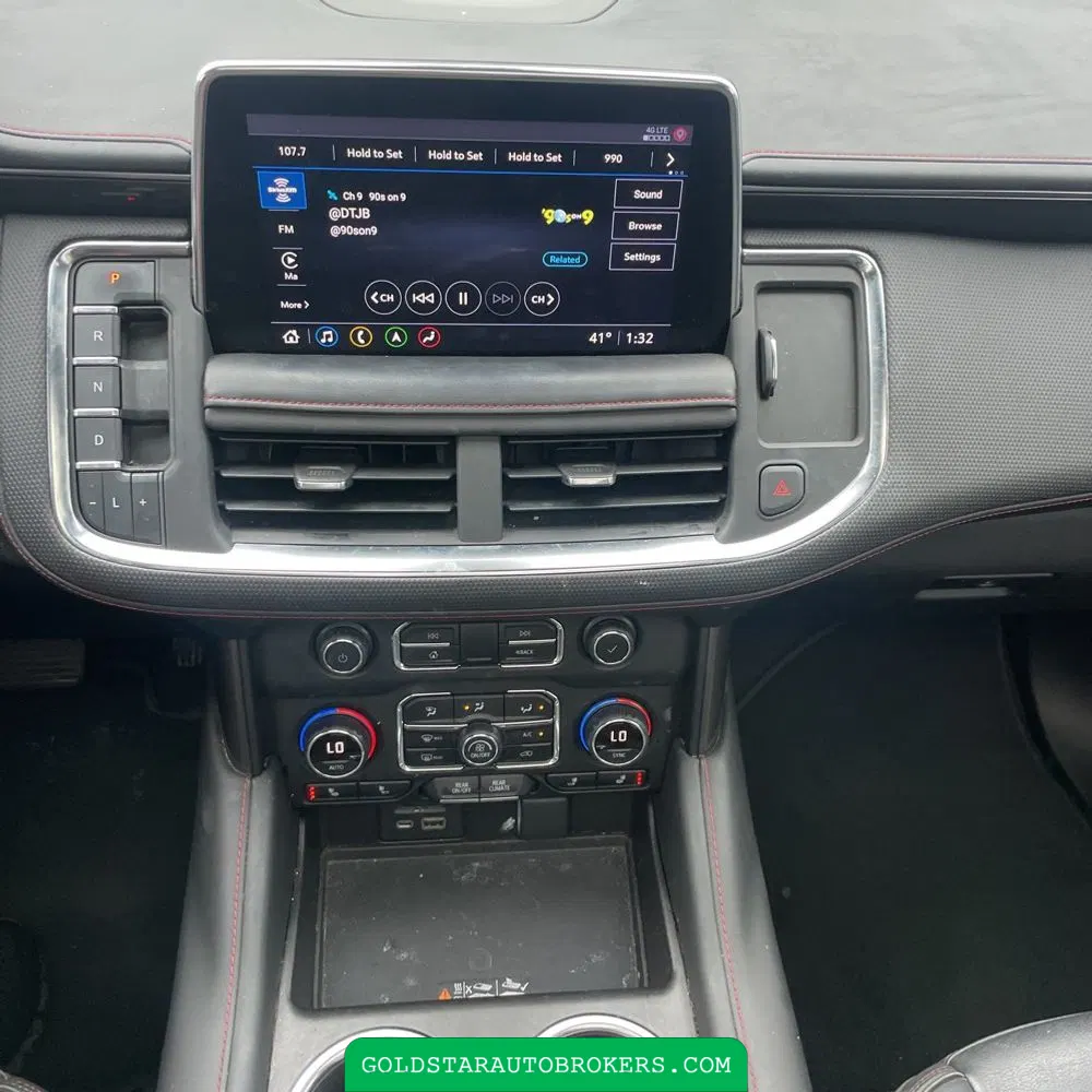 2021 Chevrolet Suburban RST
