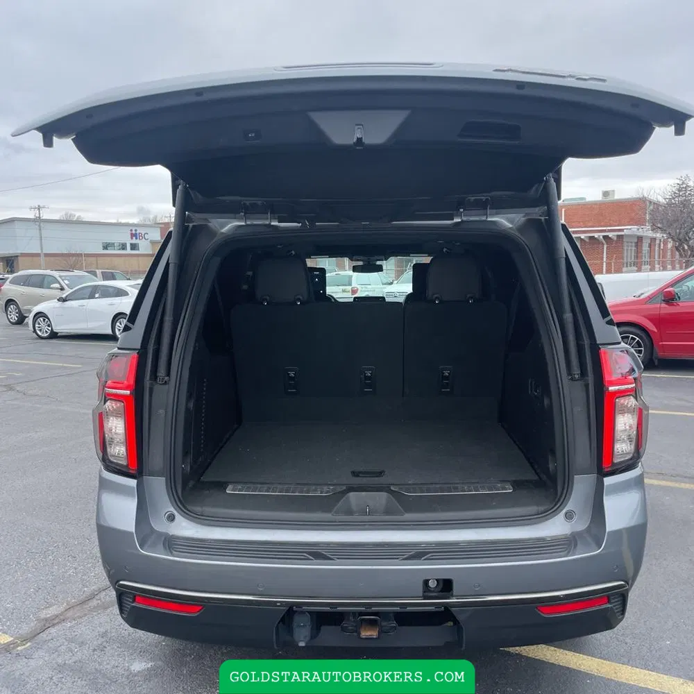 2021 Chevrolet Suburban RST