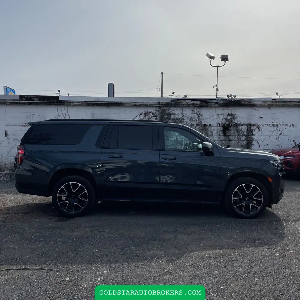 2021 Chevrolet Suburban RST