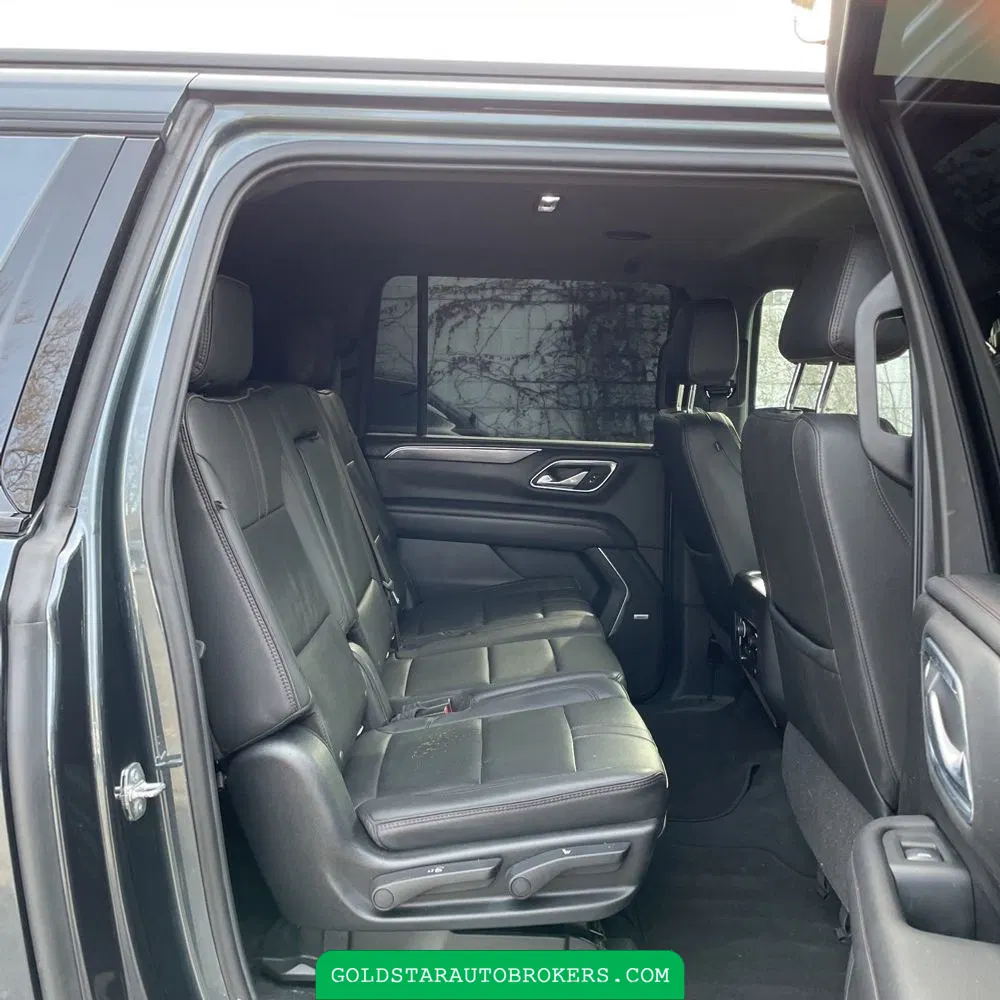 2021 Chevrolet Suburban RST