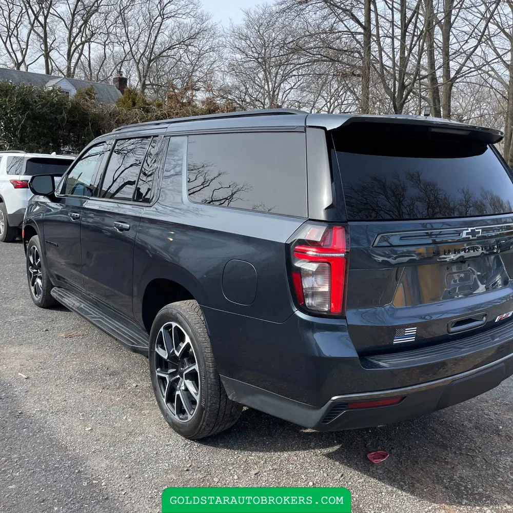 2021 Chevrolet Suburban RST