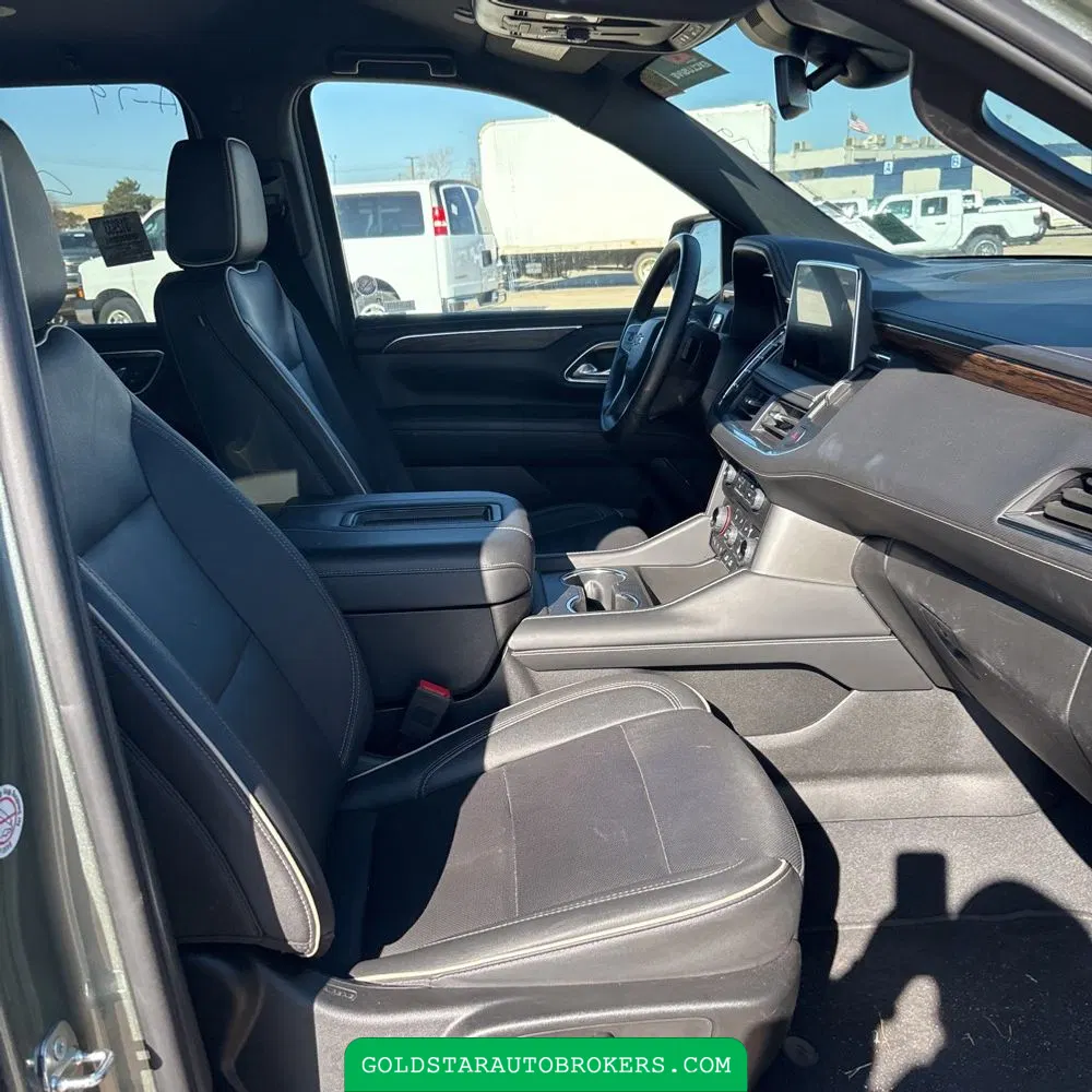 2023 Chevrolet Suburban Premier