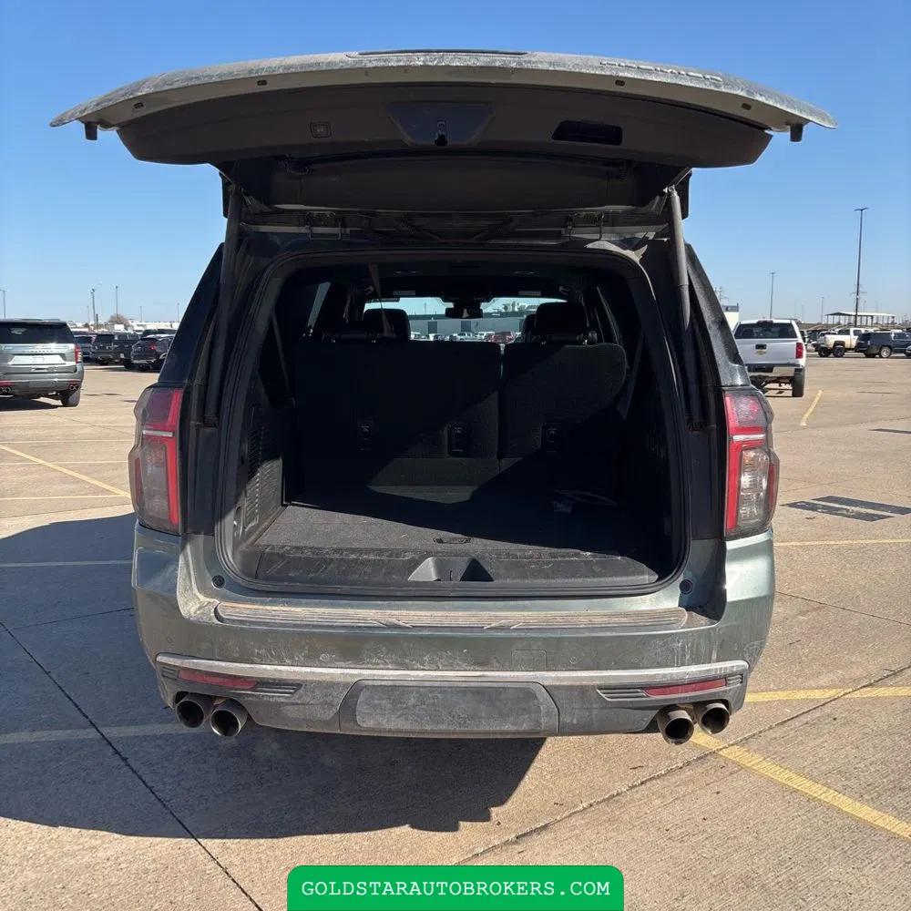 2023 Chevrolet Suburban Premier