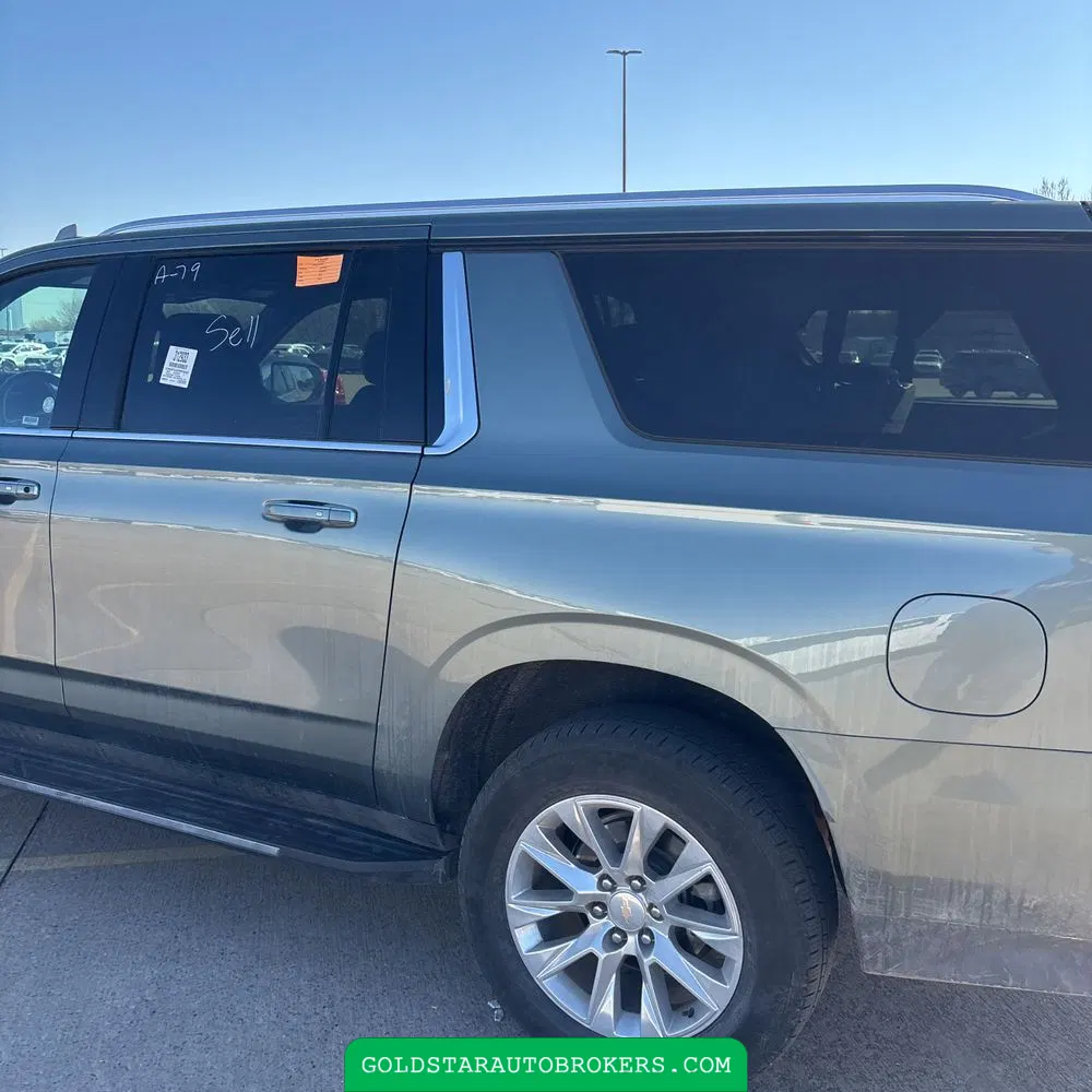 2023 Chevrolet Suburban Premier