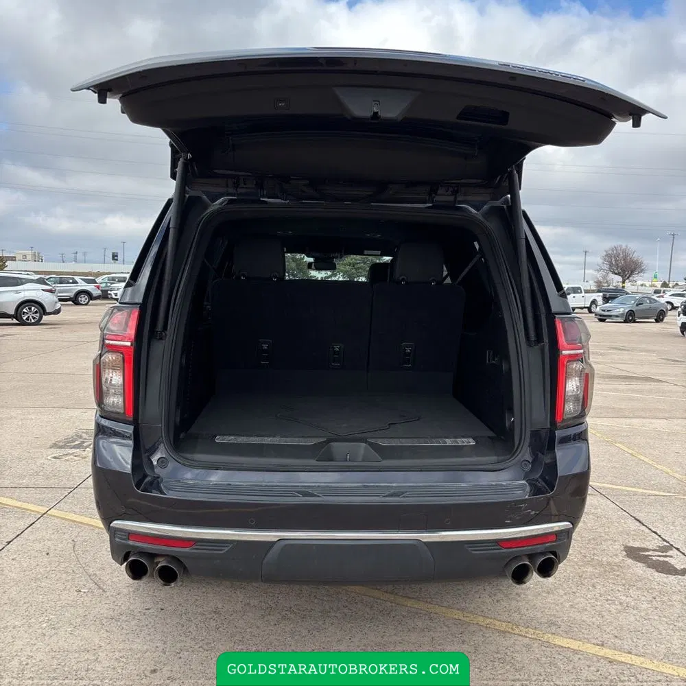 2023 Chevrolet Suburban Premier