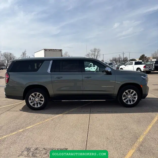 2023 Chevrolet Suburban Premier