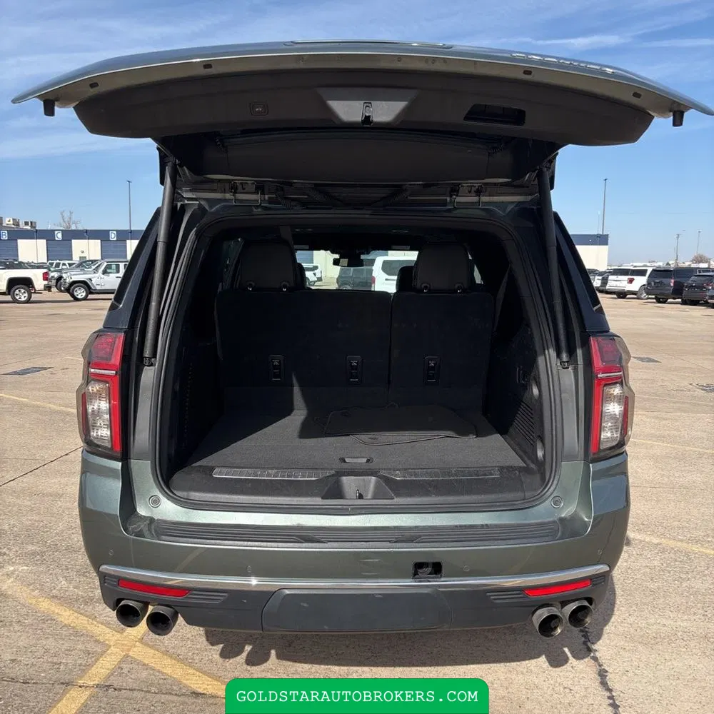 2023 Chevrolet Suburban Premier