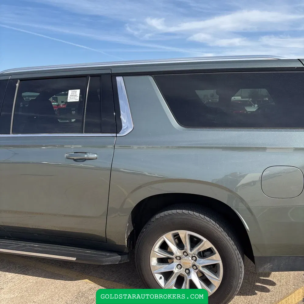 2023 Chevrolet Suburban Premier