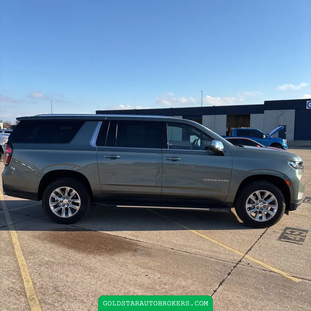 2023 Chevrolet Suburban Premier