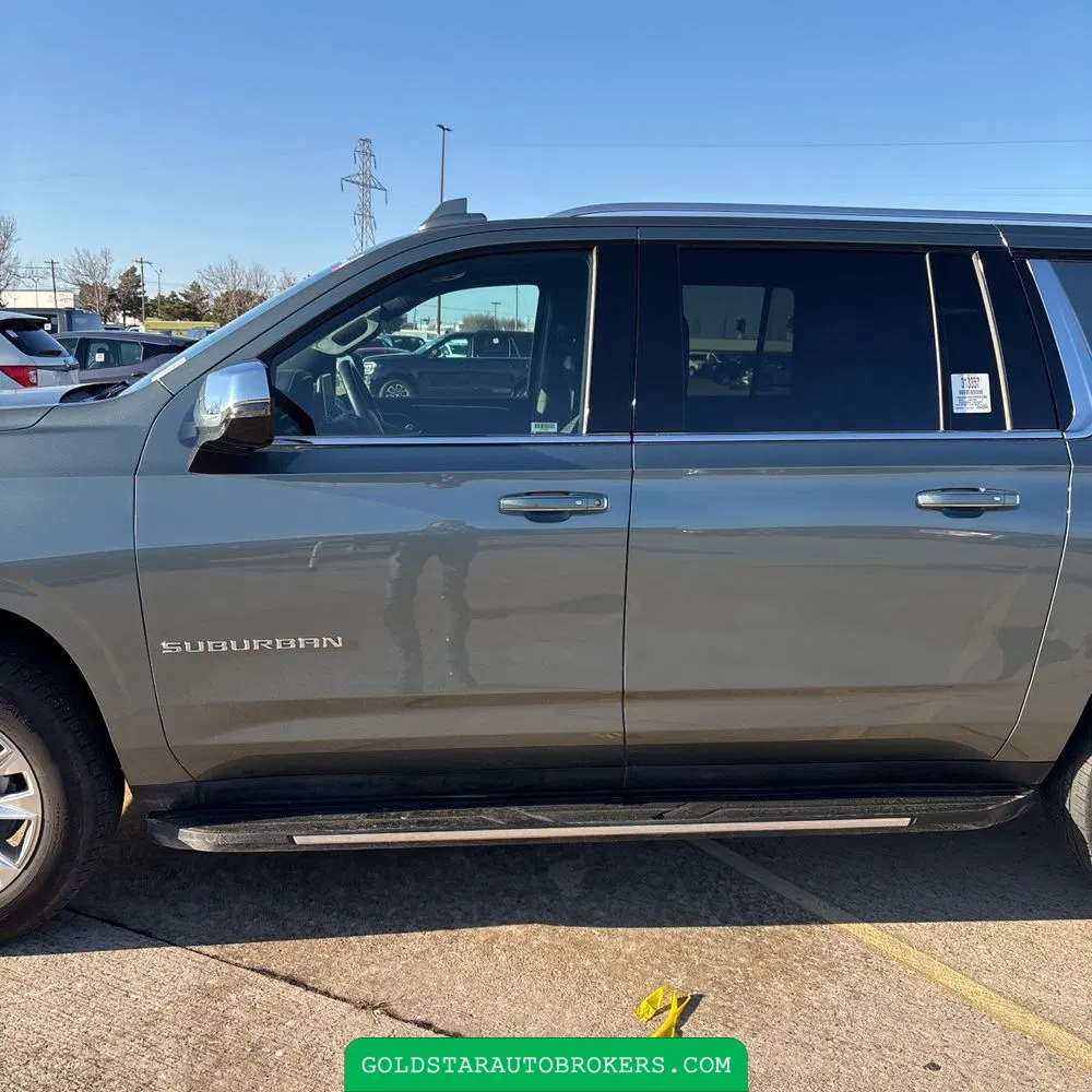 2023 Chevrolet Suburban Premier