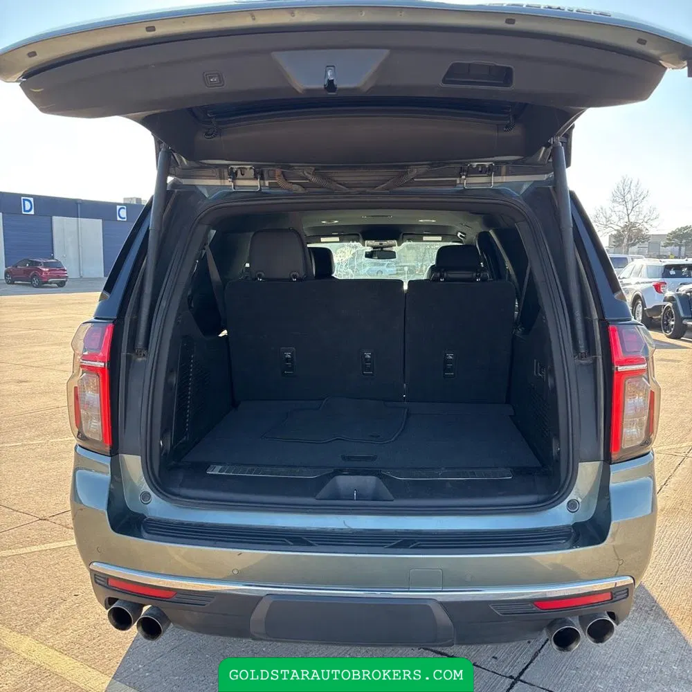 2023 Chevrolet Suburban Premier