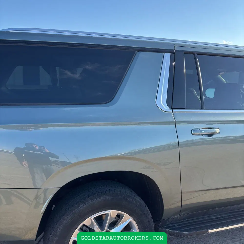 2023 Chevrolet Suburban Premier
