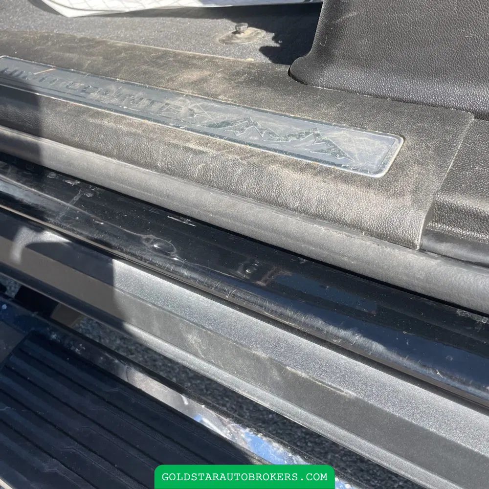 2022 Chevrolet Suburban 1500 High Country