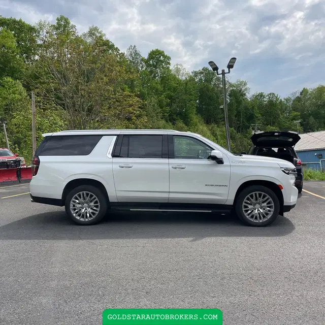2023 Chevrolet Suburban High Country