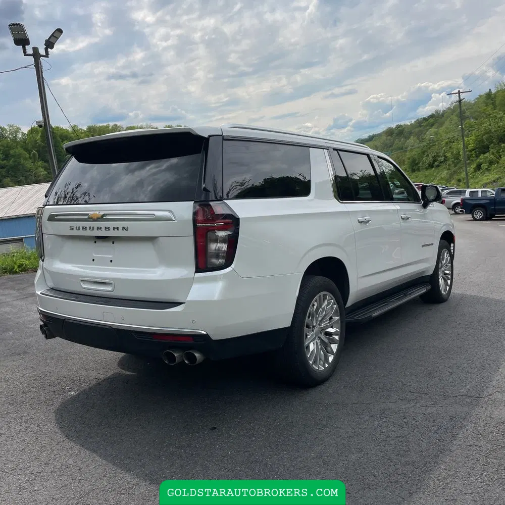 2023 Chevrolet Suburban High Country