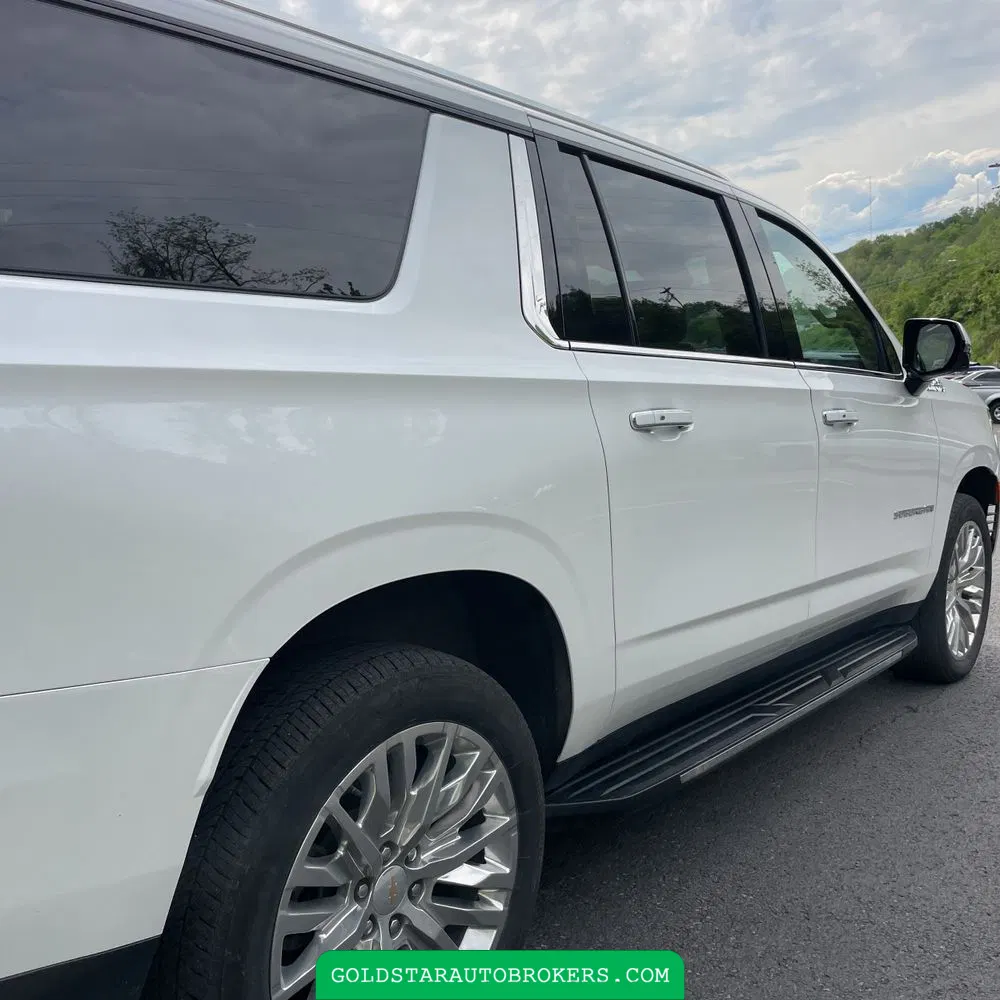 2023 Chevrolet Suburban High Country