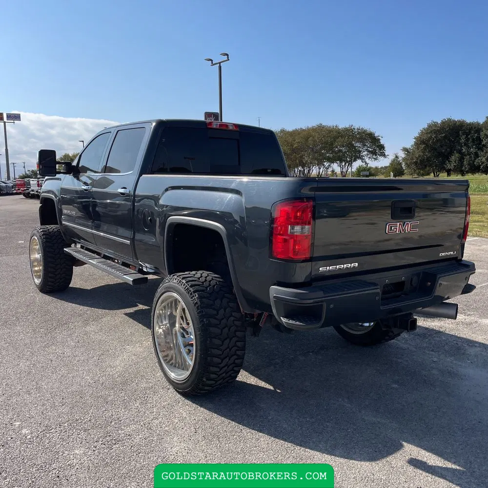 2018 GMC Sierra 2500HD Denali