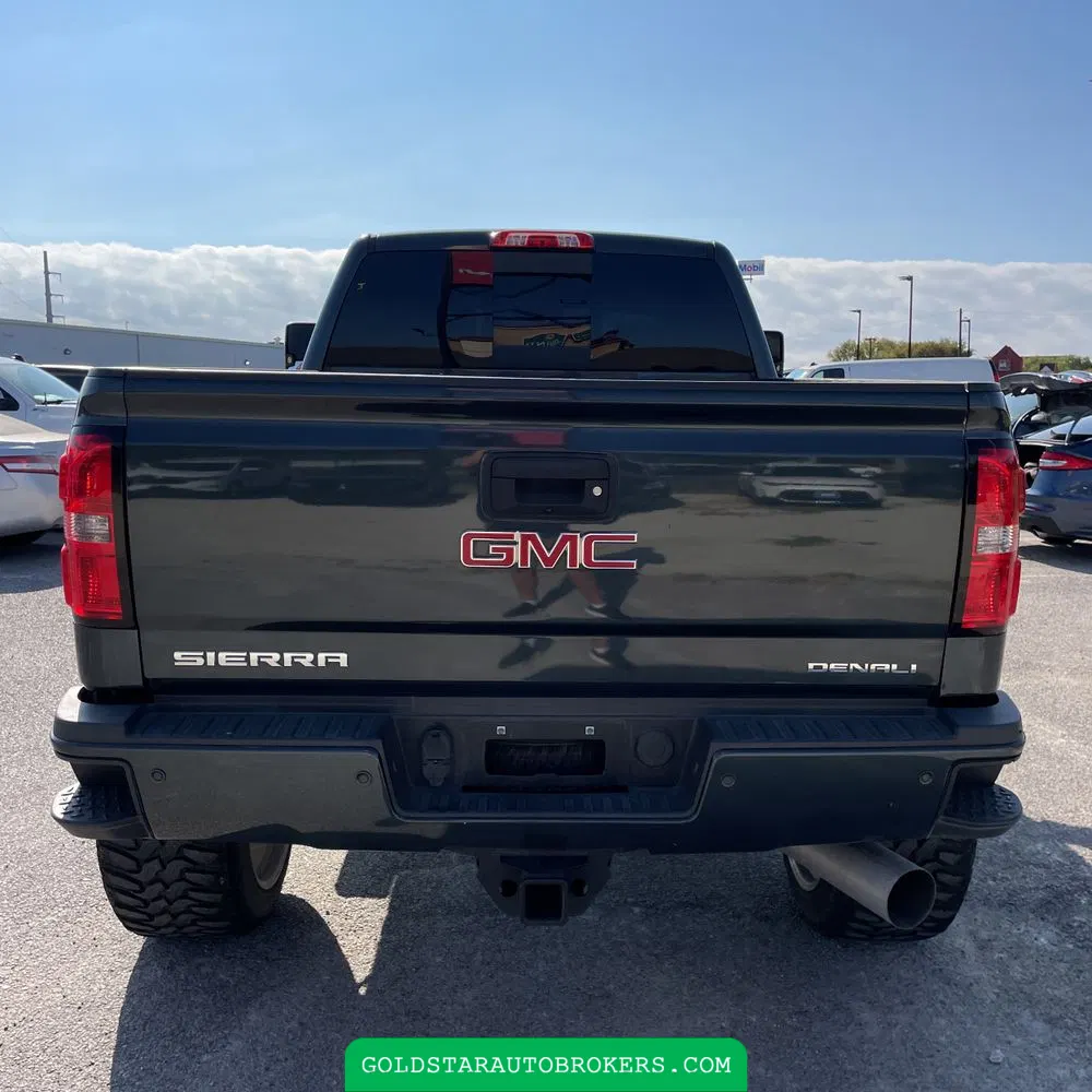 2018 GMC Sierra 2500HD Denali