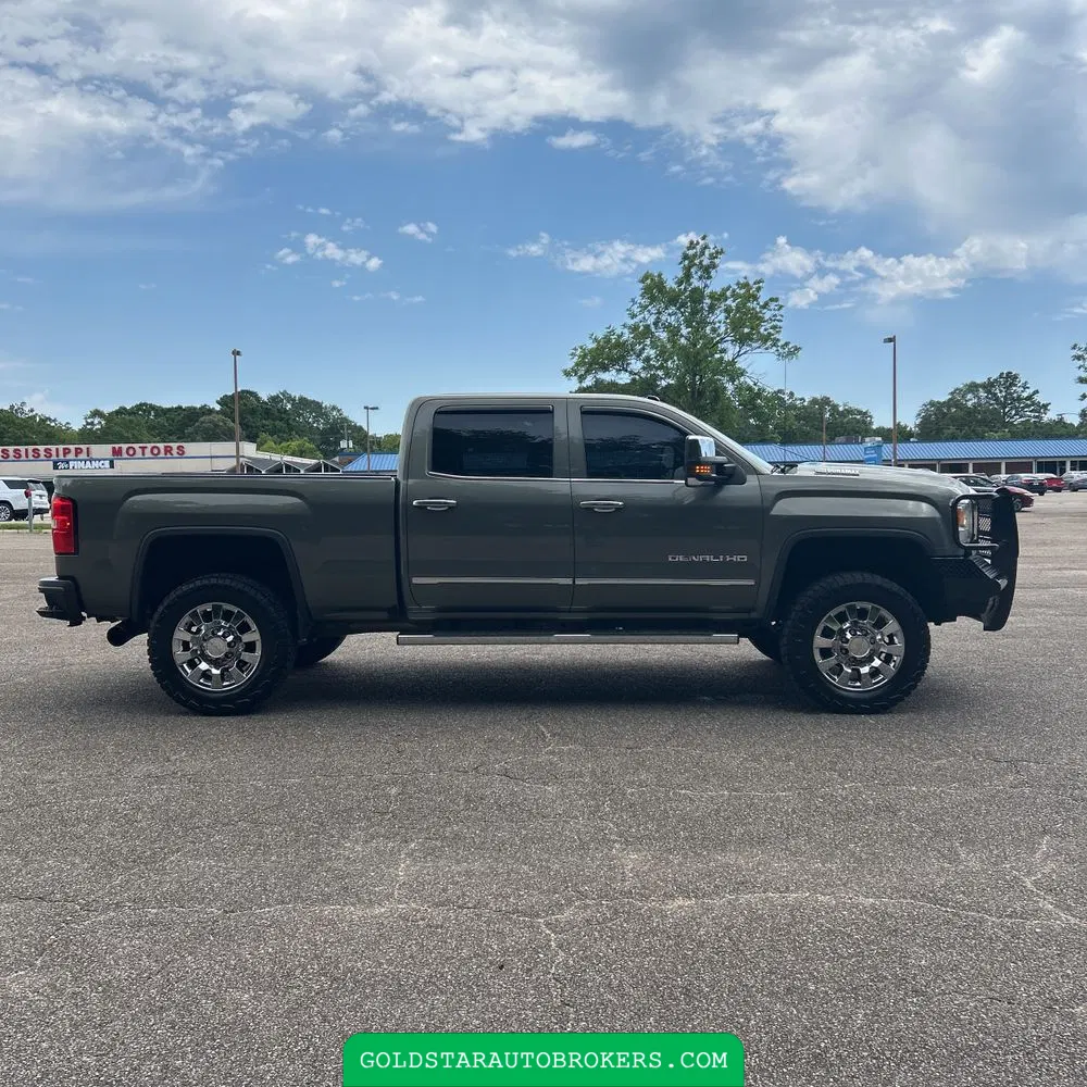 2017 GMC Sierra 2500HD Denali