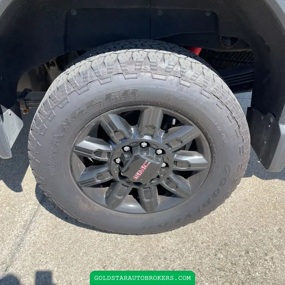2024 GMC Sierra 2500 AT4