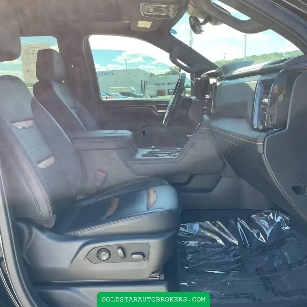 2024 GMC Sierra 2500 AT4