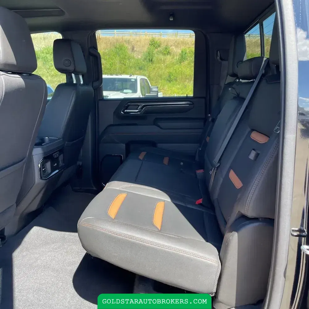 2024 GMC Sierra 2500 AT4