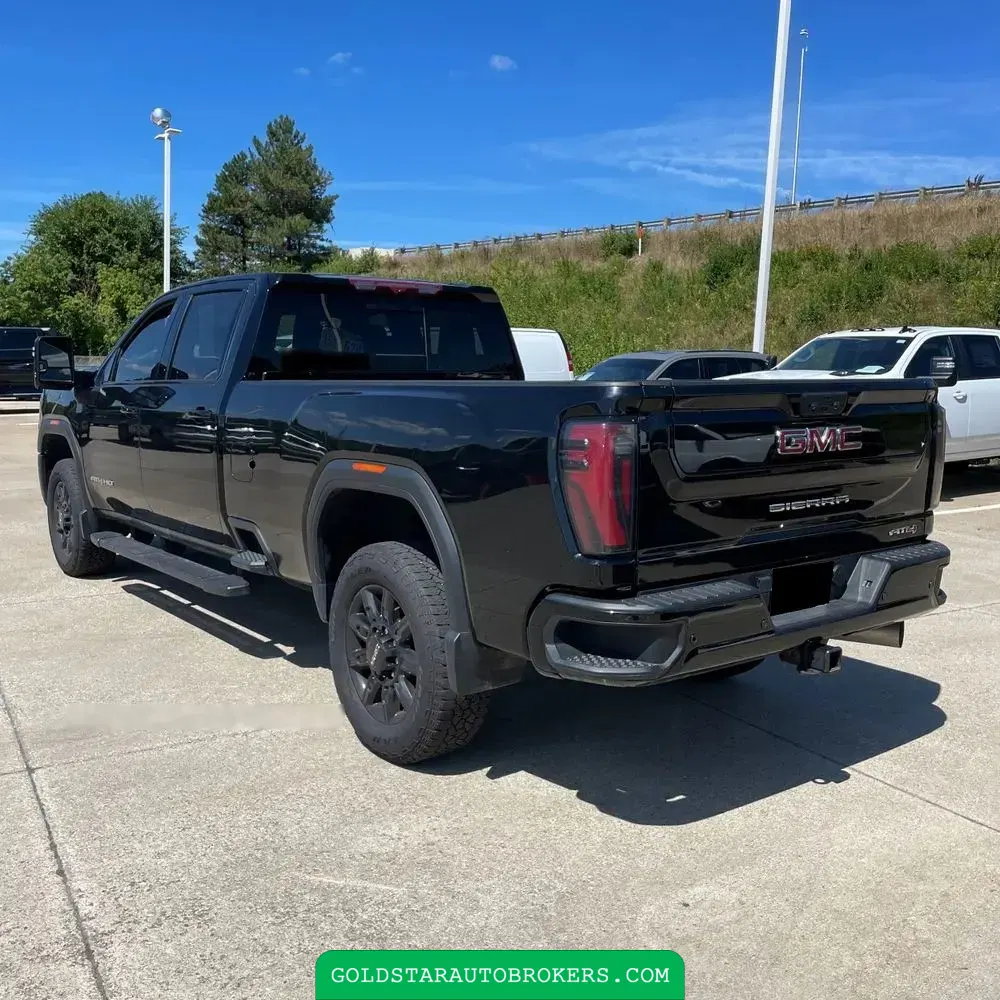 2024 GMC Sierra 2500 AT4