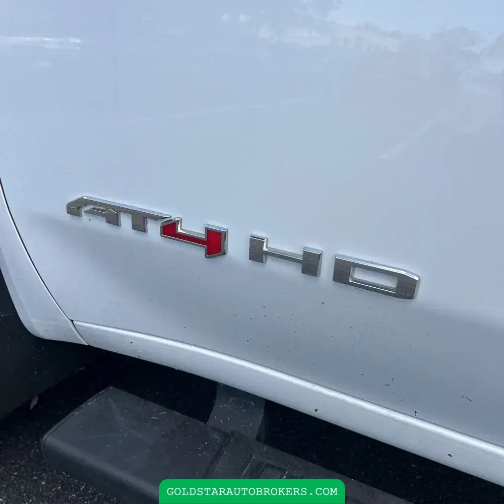 2024 GMC Sierra 2500 AT4