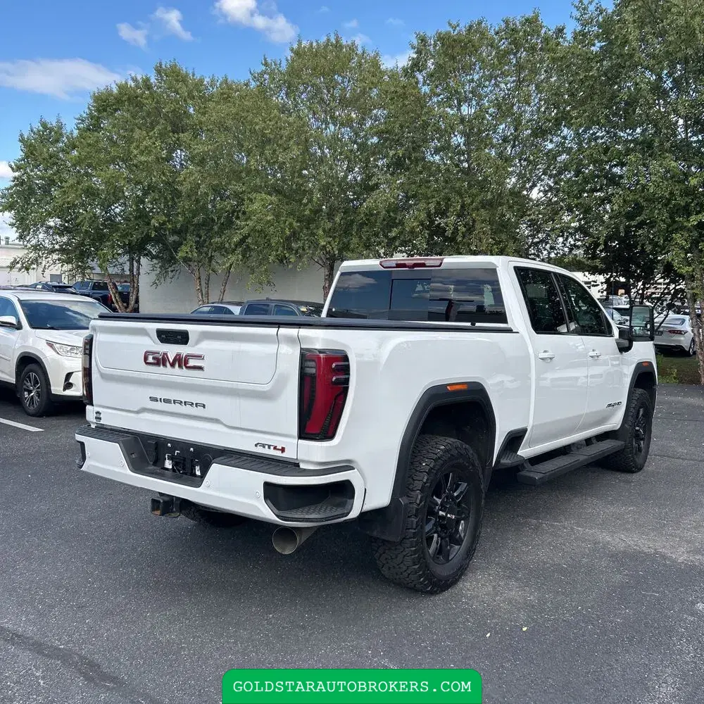 2024 GMC Sierra 2500 AT4