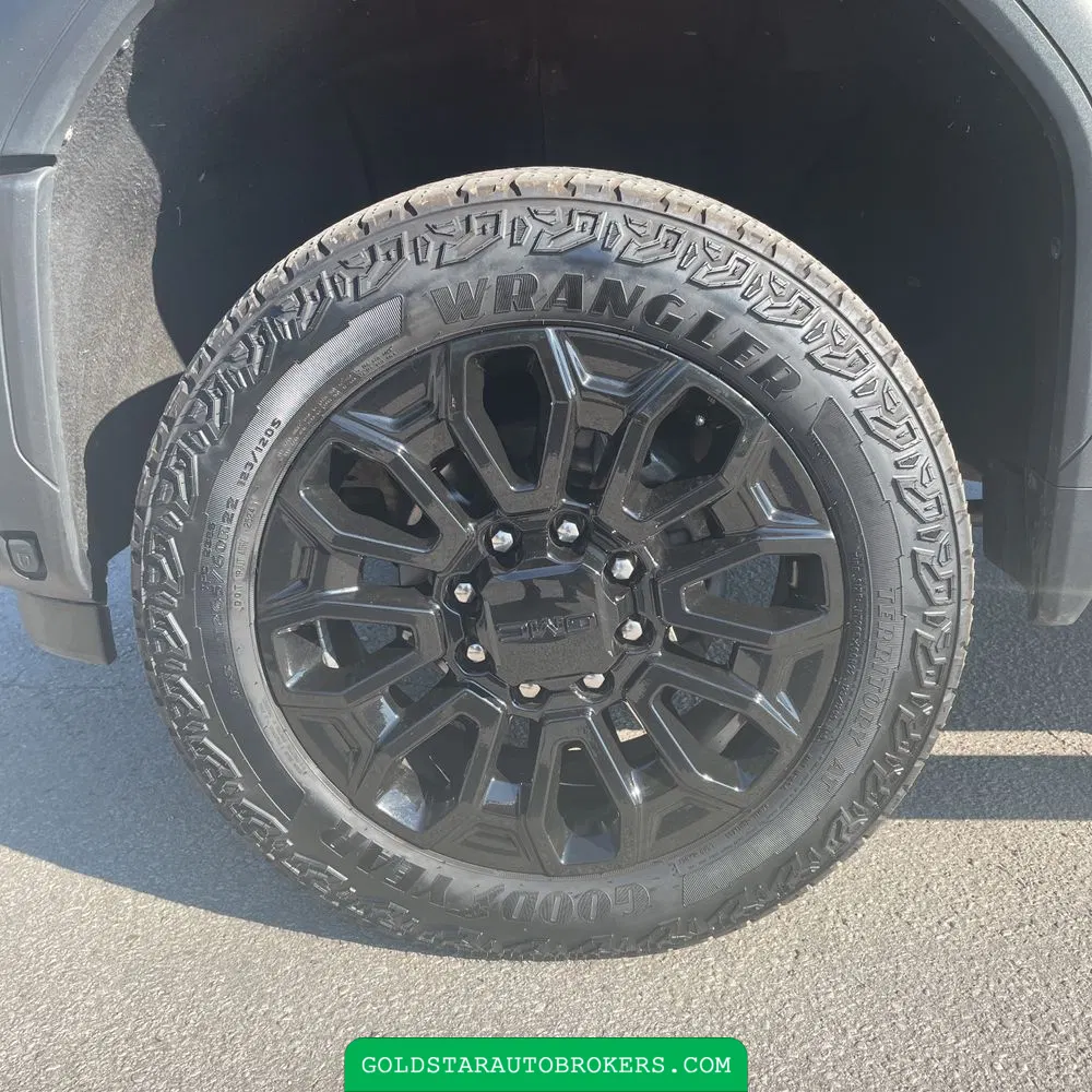 2024 GMC Sierra 2500 SLT