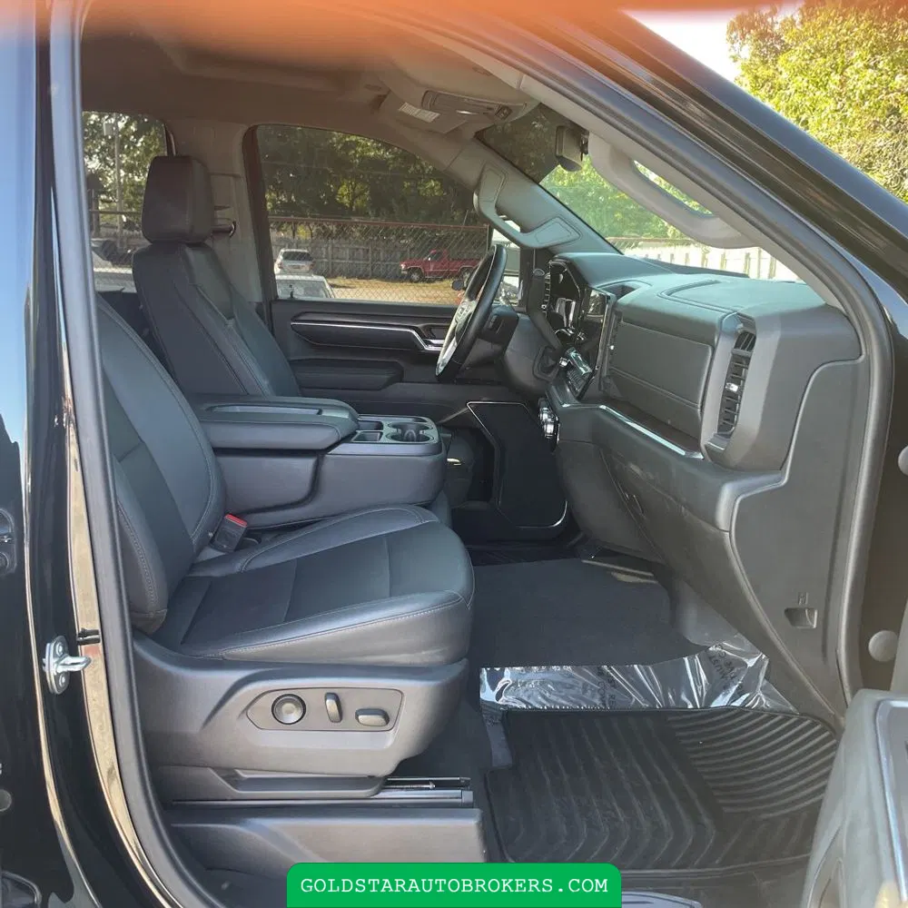 2024 GMC Sierra 2500 SLT