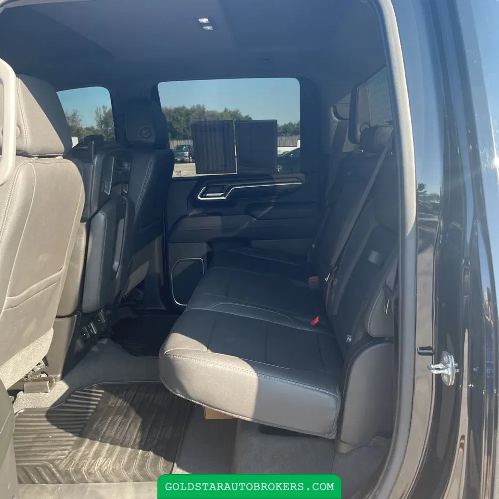 2024 GMC Sierra 2500 SLT
