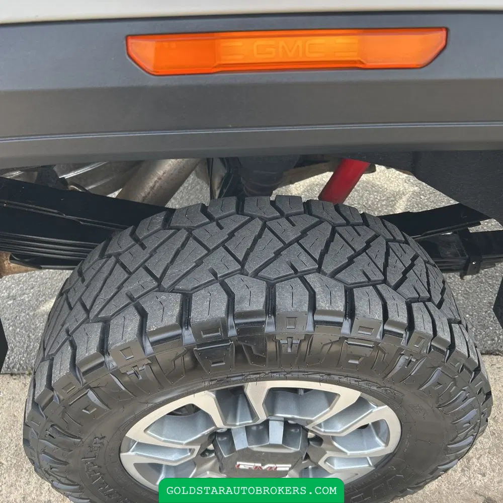 2024 GMC Sierra 2500HD AT4