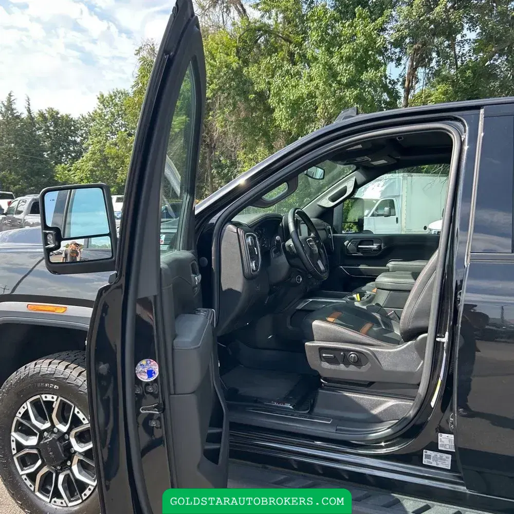 2023 GMC Sierra 2500HD AT4