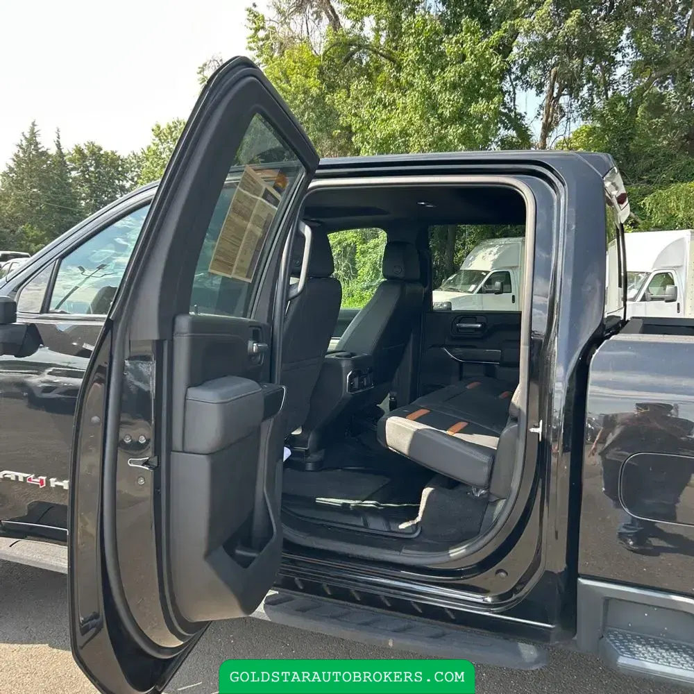 2023 GMC Sierra 2500HD AT4