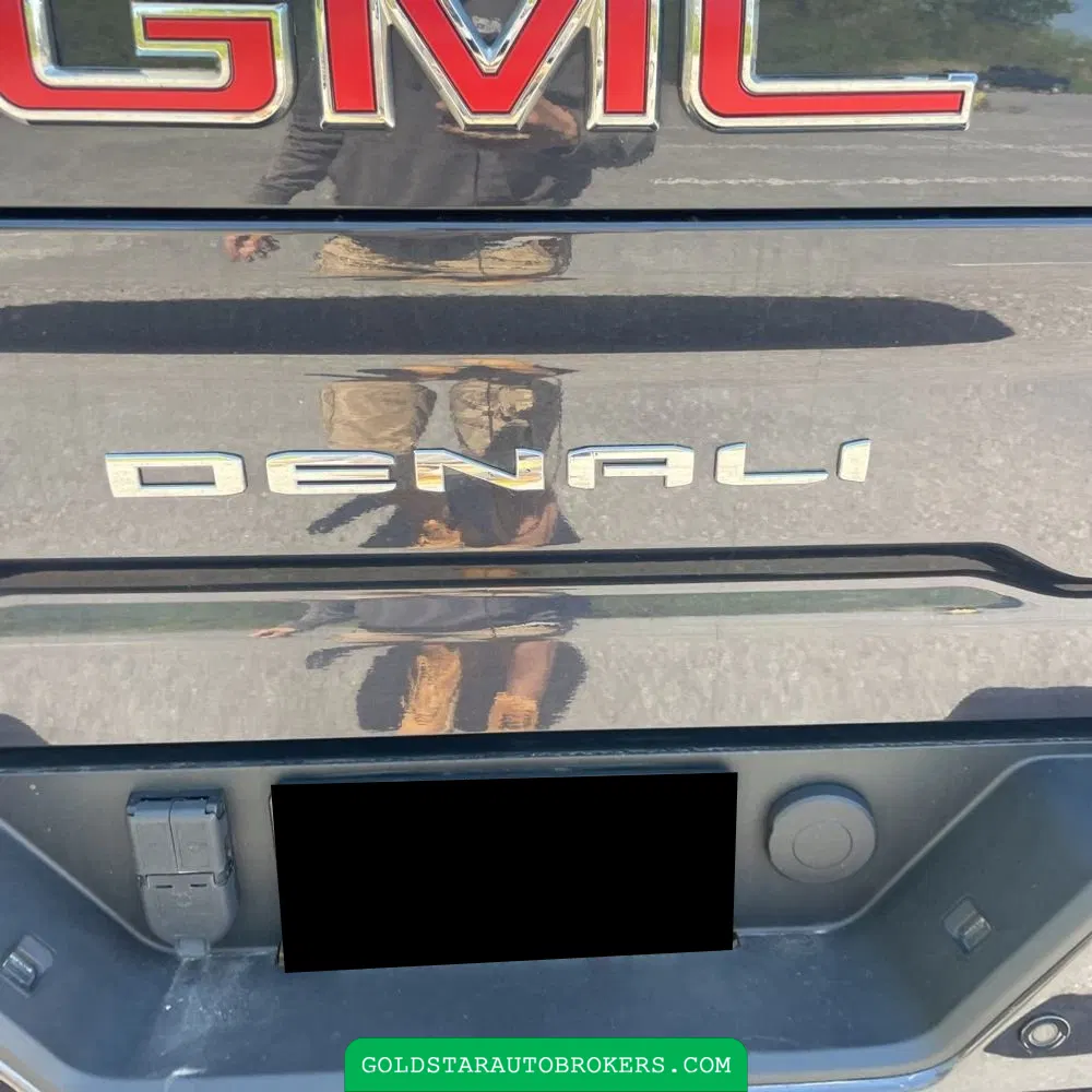 2024 GMC Sierra 2500HD Denali