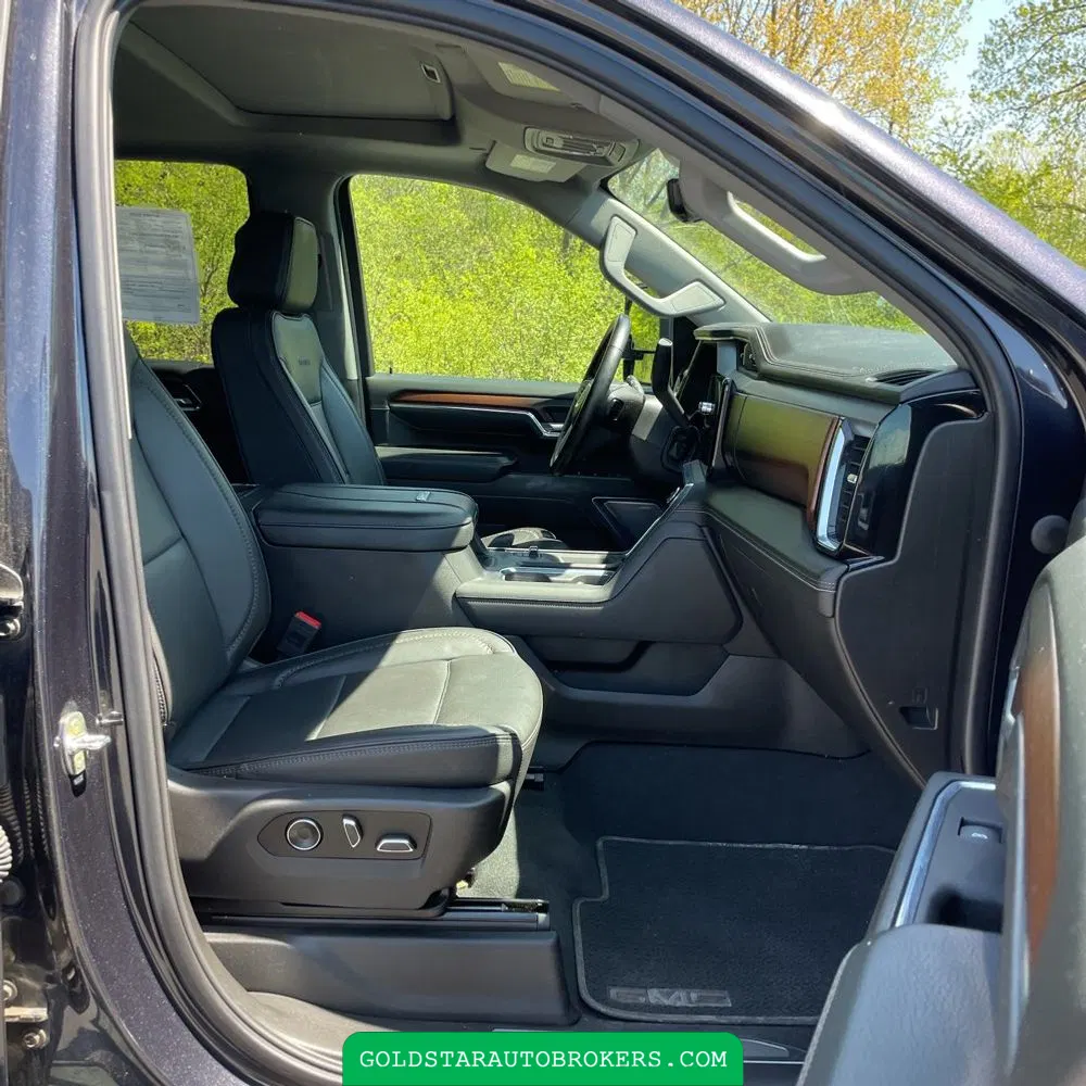 2024 GMC Sierra 2500HD Denali