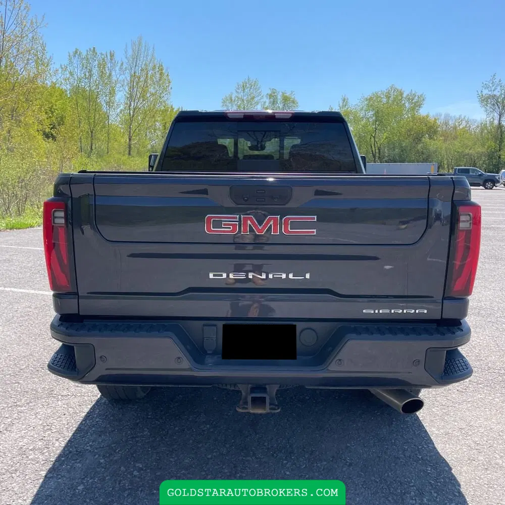 2024 GMC Sierra 2500HD Denali