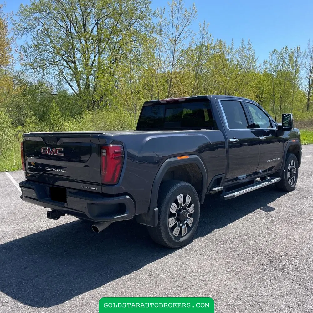 2024 GMC Sierra 2500HD Denali