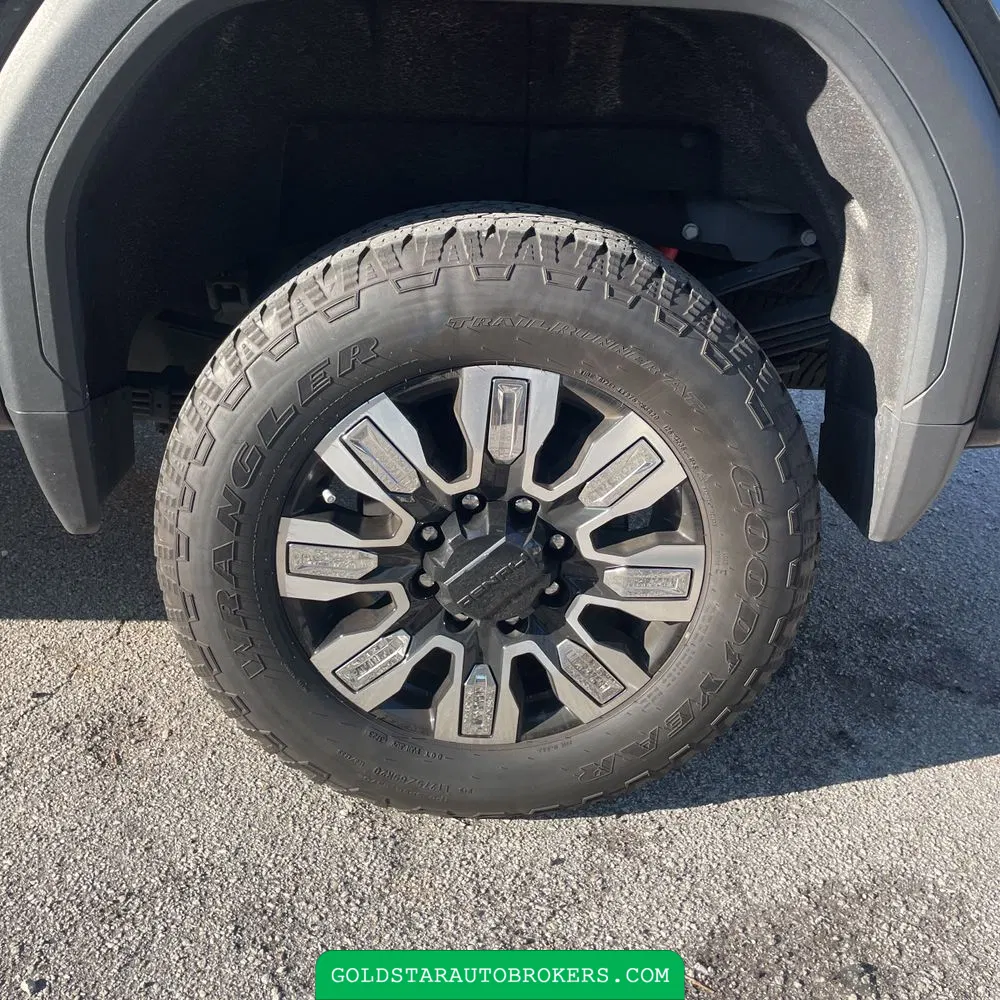 2024 GMC Sierra 2500 Denali